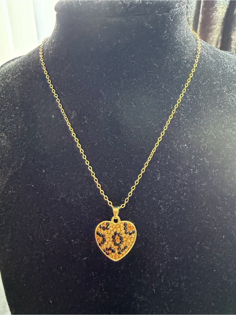 Gold Heart Pendant Necklace with Black Accent Stones - Unbranded - Picture 2 of 3
